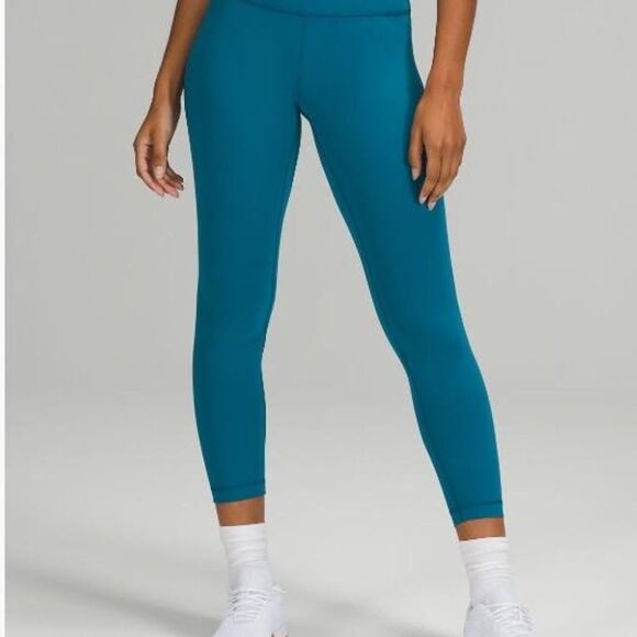 Lululemon Women's Blue and Green Leggings - Picture 2 of 6